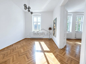 APARTAMENT 3 CAMERE 2 BAI CLADIRE ISTORICA - imagine 4