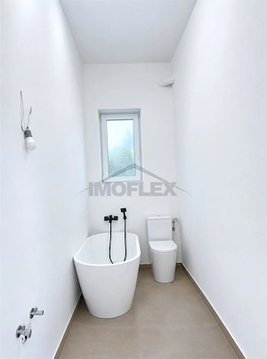 APARTAMENT 3 CAMERE 2 BAI CLADIRE ISTORICA - imagine 5