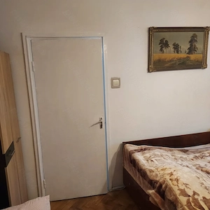 Închiriez apartament cu doua camere  - imagine 4