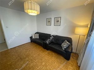 Apartament 3 camere decomandate si balcon inchis zona Strand Sibiu - imagine 2