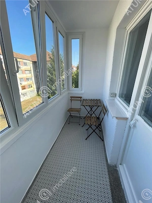 Apartament 3 camere decomandate si balcon inchis zona Strand Sibiu - imagine 12