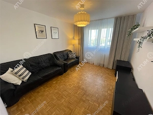 Apartament 3 camere decomandate si balcon inchis zona Strand Sibiu