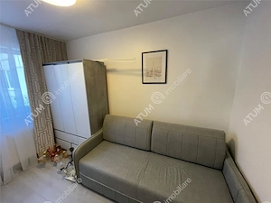 Apartament 3 camere decomandate si balcon inchis zona Strand Sibiu - imagine 8