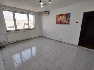 Apart. 3 cam Parc Dr Taberei - imagine 5