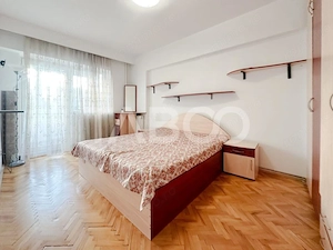 Apartament cu 3 camere decomandate de vanzare in cartierul Zorilor