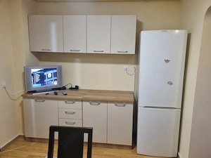 Apartament cu 3 camere situat in Faleza Nord, zona Reyna-termen lung - imagine 3