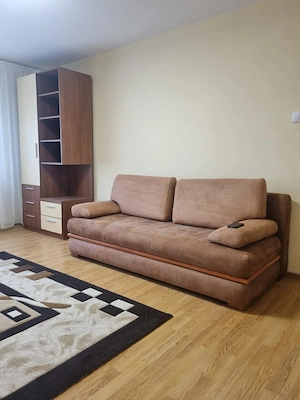 Apartament cu 3 camere situat in Faleza Nord, zona Reyna-termen lung - imagine 2