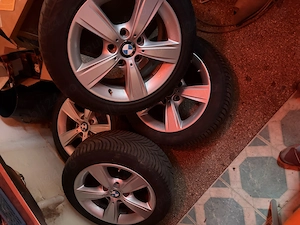 Jante originale BMW cu cauciucuri iarnă 195/55/16