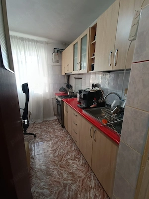 Apartament 2 cam zona plazza mall - imagine 2