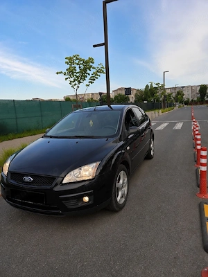 Ford Focus 2.0 - imagine 3