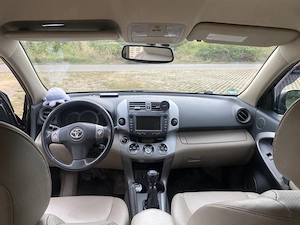 Toyota Rav4 2.2 D-Cat 177 Cp - imagine 7