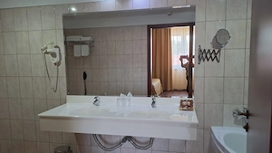 Hotel central, 4stele, piscina, parcare, Oradea - imagine 7