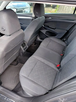 Volkswagen Golf 2022 TDI. led, clima, pilot adaptiv ACC. Istoric la zi  - imagine 10