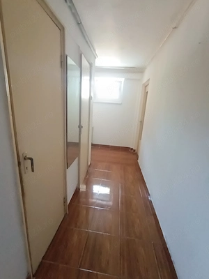VAND APARTAMENT 3 CAMERE, bloc nou anvelopat, parter, Deva, proprietar - imagine 3
