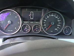 VW Touareg 3.0 V6 TDI 250 CP 4x4 Automat   Perne de aer   2008
