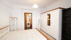 Vanzare apartament 3 camere renovat,mobilat etaj intermediar langa Cismigiu  - imagine 11