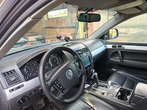 VW Touareg 3.0 V6 TDI 250 CP 4x4 Automat   Perne de aer   2008