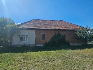 Vând casă cu teren la șoseaua principală în sat Șteia, com. Tomești (Jud. Hunedoara) - imagine 3
