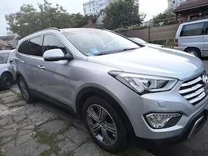 Hyundai Grand Santa Fe 