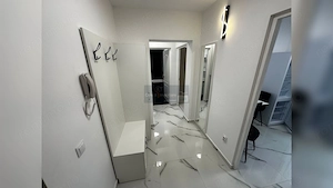 Apartament 2 camere decomandat | Zona Lama | 56 mp | 350 €/lună | - imagine 7
