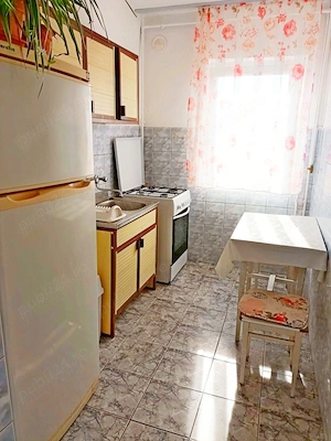 Zona Calea Girocului   Apartament 1 cameră, decomandat, etaj 3, 210 Euro pe lună - imagine 6
