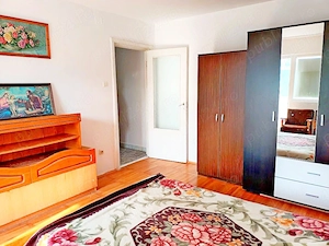 Zona Calea Girocului   Apartament 1 cameră, decomandat, etaj 3, 210 Euro pe lună - imagine 3