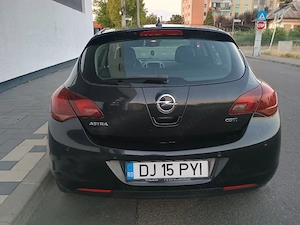 Opel Astra J -1.7CDTI-2012 - imagine 5