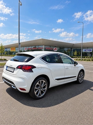 Citroen Ds4- elegant,confortabil și bine întreținut - imagine 3