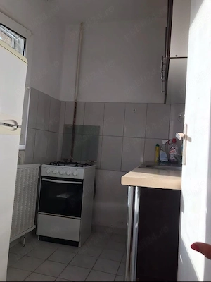Proprietar, închiriez garsonieră  - imagine 2