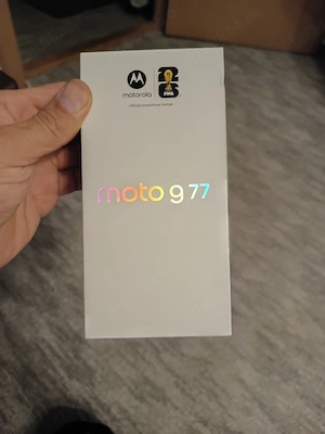 Motorola g77 