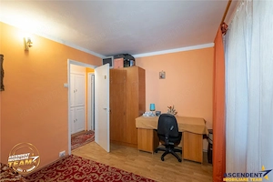 FILM! Apartament mobilat, cu 2 camere, etaj 1, central dar linistit, Covasna - imagine 13