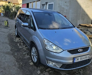 Ford Galaxy Ghia 2,0 TDCi  - imagine 2