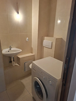 Apartament 3 camere Intim  cu centrala propie  - imagine 4