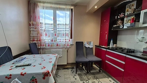  Apartament 3 camere, decomandat, în zona centrală din Onești, Str. General Radu R. Rosetti nr. 10,  - imagine 8