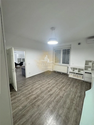 Apartament 3 camere - zona centrala - Take Ionescu | 3 camere | 2 bai | etaj 1 | curte generoasa | - imagine 2