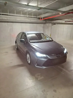 Toyota Corolla Sedan 1.8 Hybrid Dynamic | 107000  km | Unic proprietar | Service exclusiv Toy