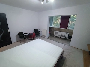 In Zona Bărnuțiu,la 1,5 Km de Medicina si Take Ionescu,40 mp,Cu Balcon, Bucătărie Separata,Hol,220 E - imagine 4