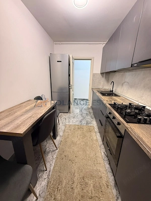 Vand apartament modern spațios cu 2 camere decomandat Constanta Tomis Plus - imagine 3