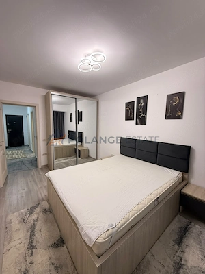 Vand apartament modern spațios cu 2 camere decomandat Constanta Tomis Plus - imagine 2