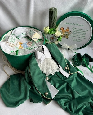 costumas de botez