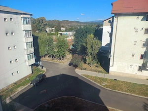 Apartament cu 3 camere 