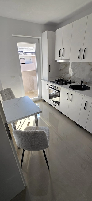 Apartament 1 Cameră Decomandat Centrala Proprie Zona Giroc Centru - imagine 5