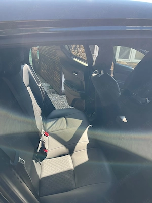 Vand Toyota C-HR 2.0 Hybrid, CLASSY, Bi-Tone, 184 CP, fabricatie 2023, cu doar 19.599 km - imagine 8