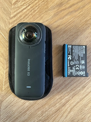 Cameră Insta360 X3 360  5.7K, 2 baterii și husă - fără schimb - imagine 2