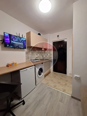 Camera de camin de inchiriat | 12mp | Baie proprie | Str Lamaitei - imagine 5