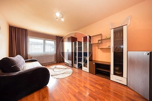 Apartament cu 2 camere de vânzare în zona Electroprecizia