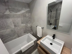 2 CAMERE // BUCEGI 12 // CENTRAL // APARTAMENT DE LUX - imagine 11