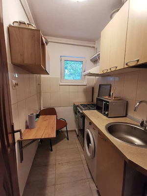 Proprietar , vand apartament cu 2 camere , semidecomandat , 36 mp utili , pe bd-ul Obregia  - imagine 4