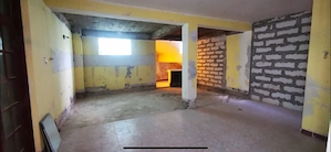 Vând apartament Reșița 
