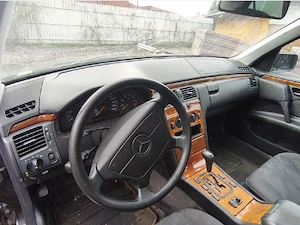 Mercedes E240 benzina 1998 funcțional dar fără catalizatoare - imagine 3